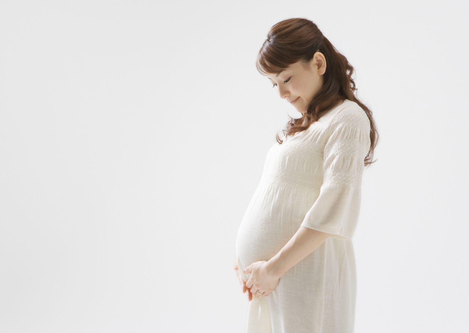 チクチク 妊娠後期 下腹部痛 妊娠中期の腹痛がひどい！チクチクとお腹が痛む原因や影響と8つの対処法